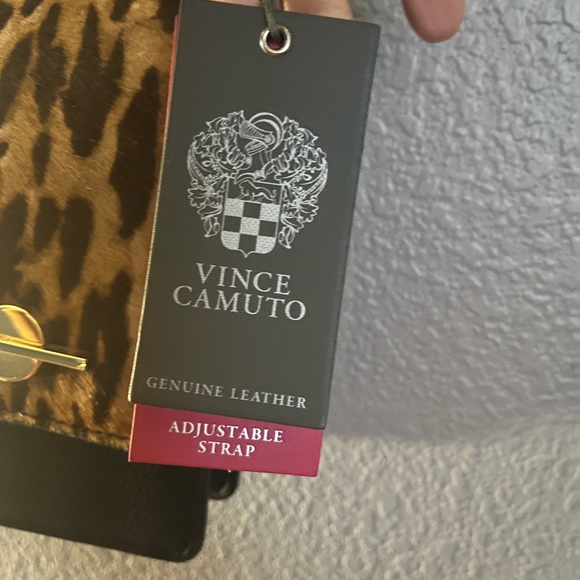 Vince Camuto handbag - Picture 3 of 3